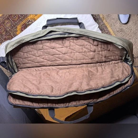 NWOT HOGUE - Medium Double Rifle Bag (OD Green); 40” length